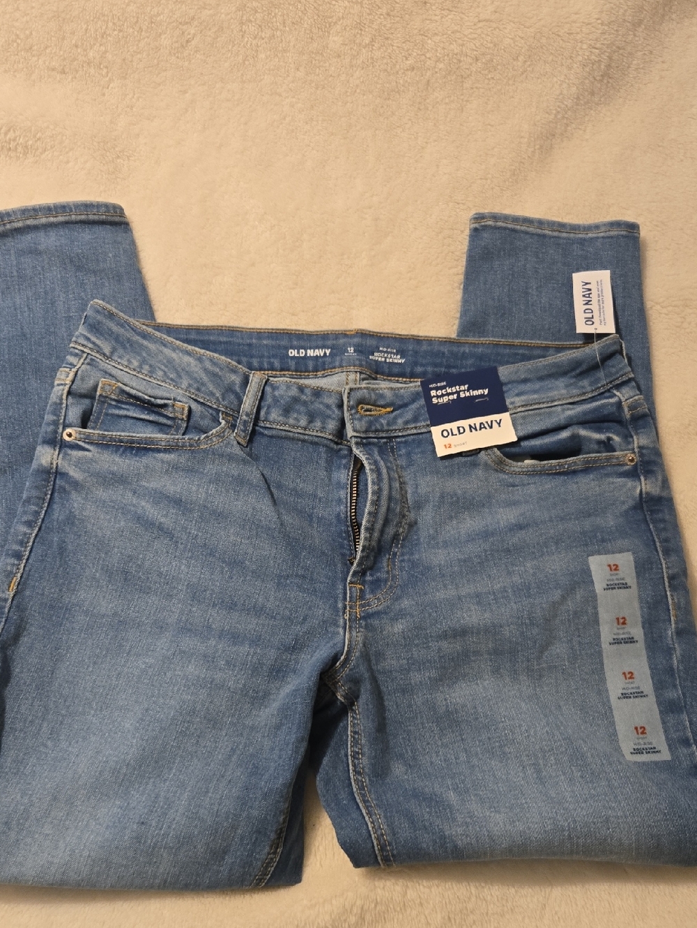 Old Navy Light Blue Skinny Jeans - Women's